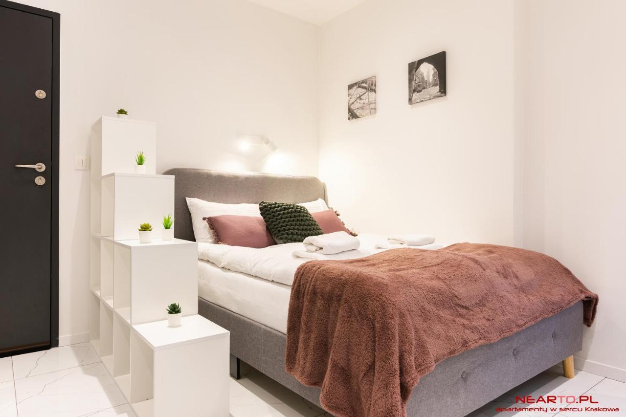 Apartment Nearto Old Town Halicka Street Cracóvia Exterior foto