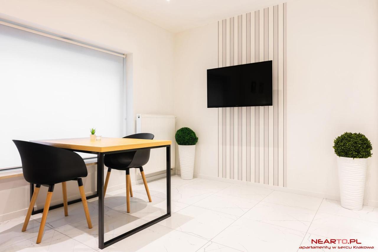 Apartment Nearto Old Town Halicka Street Cracóvia Exterior foto