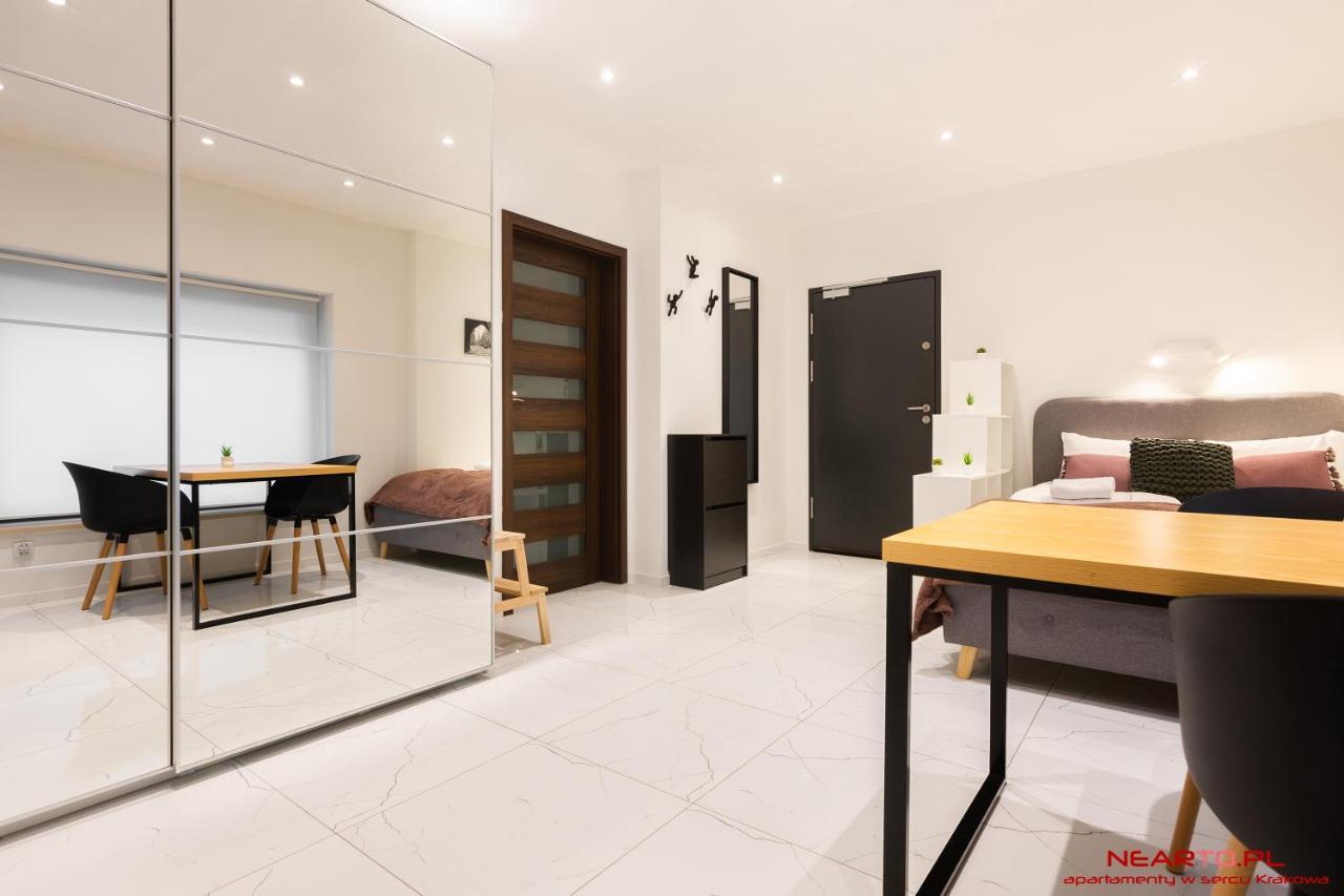 Apartment Nearto Old Town Halicka Street Cracóvia Exterior foto